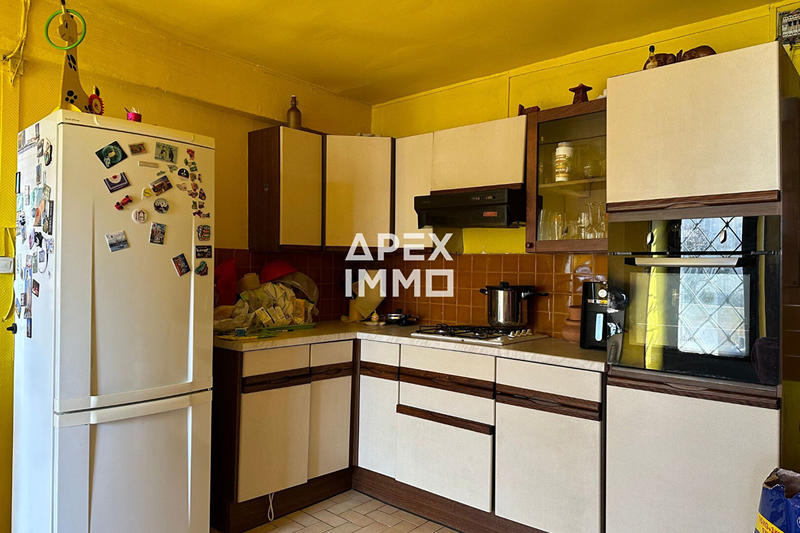 Local commercial - 124 m² - 5 pièces