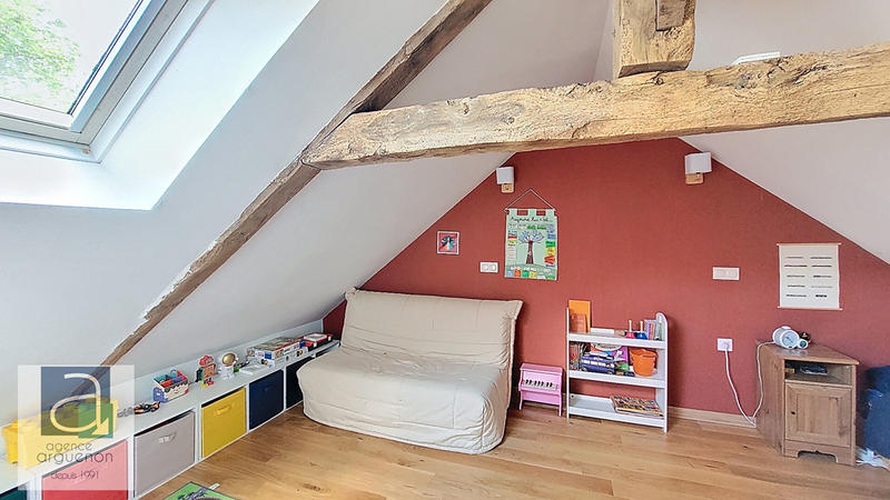 Maison - 139 m² - 7 pièces