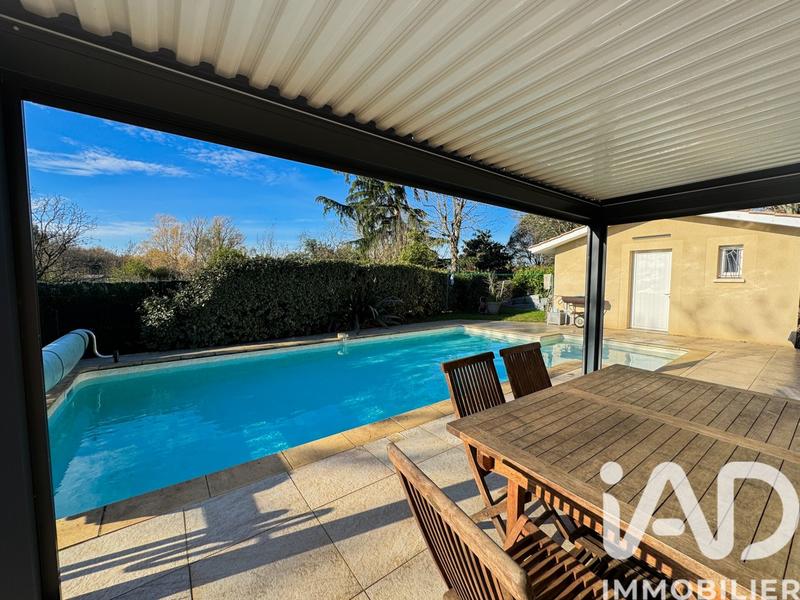 Maison - 184 m² - 6 pièces