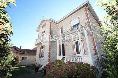 Maison - 155 m² - 7 pièces