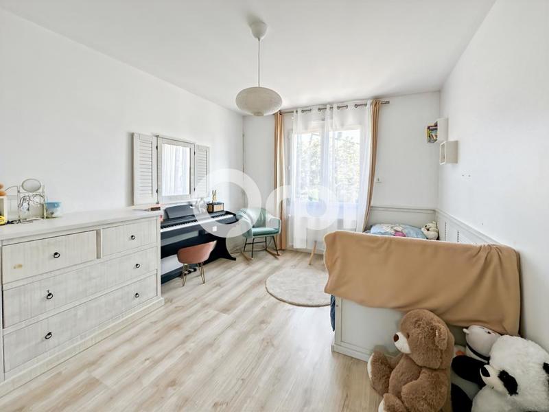 Maison - 186 m² - 7 pièces