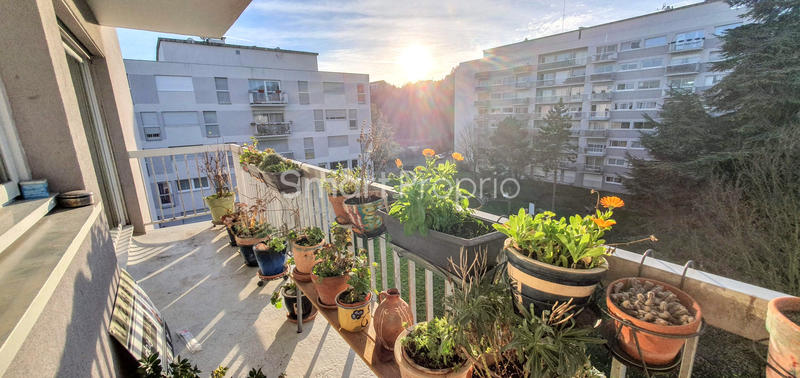 Appartement - 80 m² - 4 pièces