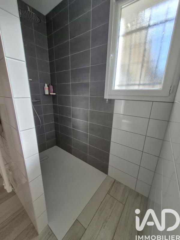 Maison - 204 m² - 7 pièces