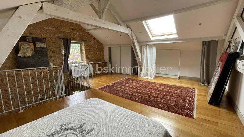 Propriété - 264 m² - 9 pièces