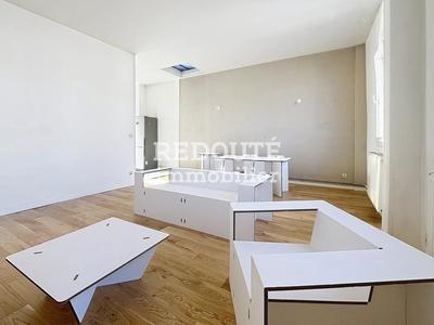 Appartement - 79 m² - 3 pièces