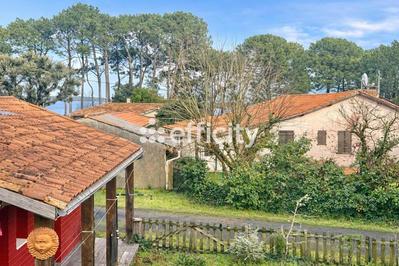 Villa - 137 m² - 7 pièces