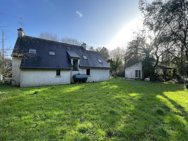 Maison - 138 m² - 9 pièces