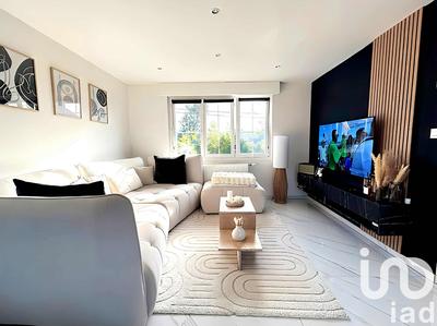 Maison - 86 m² - 5 pièces