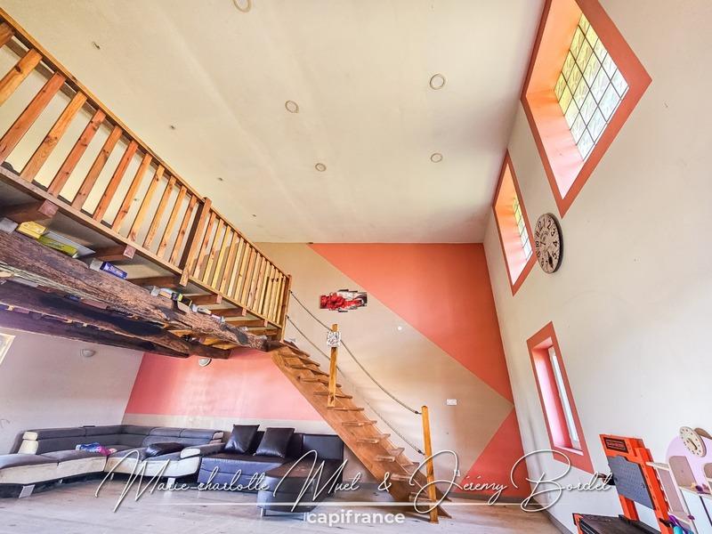 Maison - 147 m² - 4 pièces