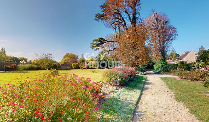 Maison - 251 m² - 12 pièces