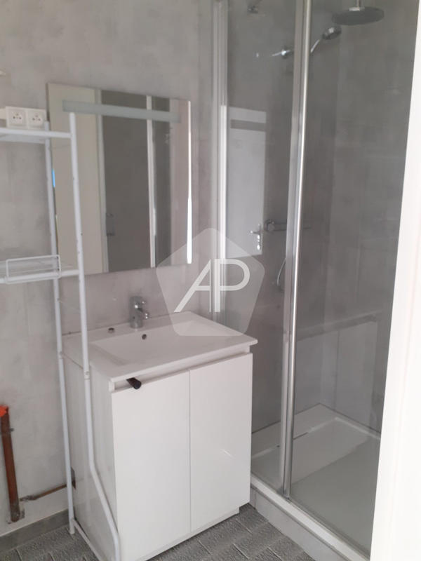 Appartement - 77 m² - 4 pièces