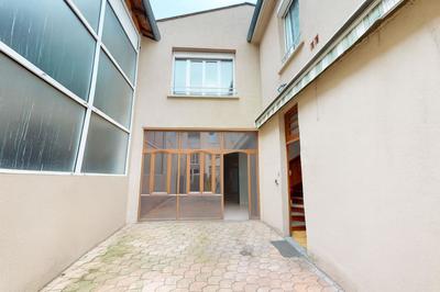 Immeuble - 136 m² - 6 pièces