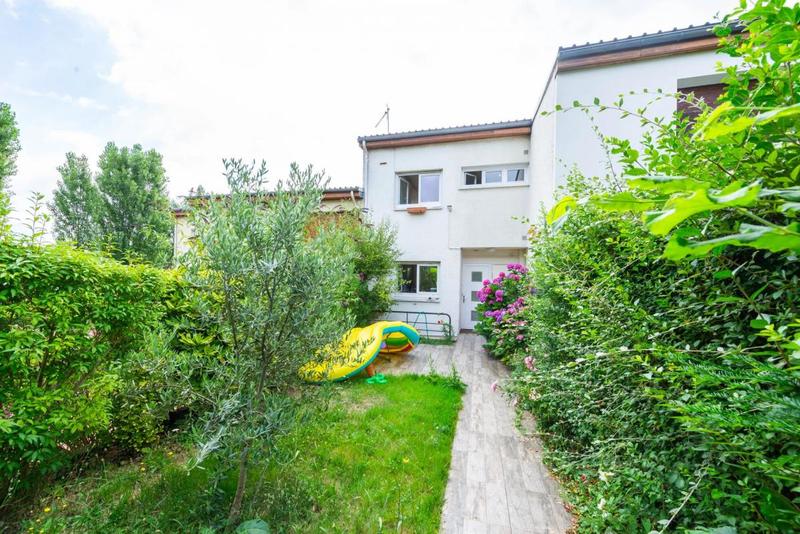 Maison - 120 m² - 4 pièces