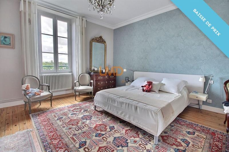 Maison bourgeoise - 217 m² - 6 pièces