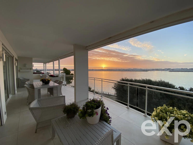 Appartement - 161 m² - 4 pièces