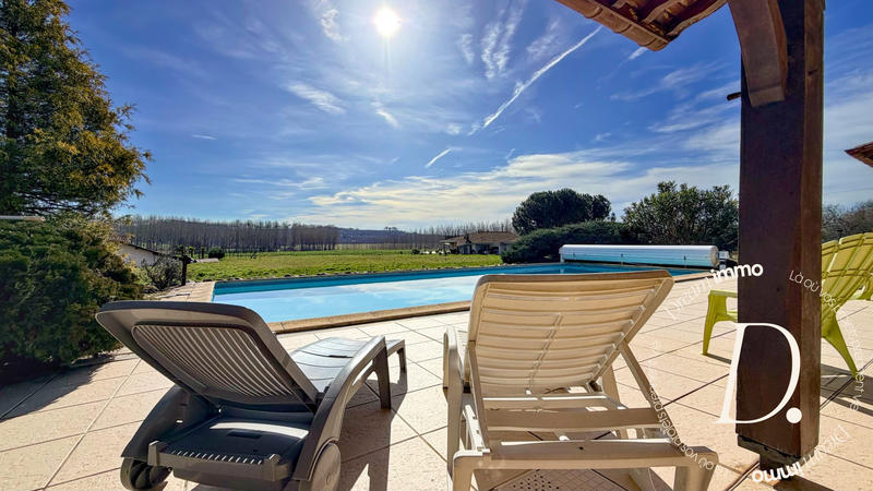 Maison - 156 m² - 6 pièces