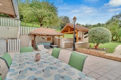 Villa - 167 m² - 6 pièces