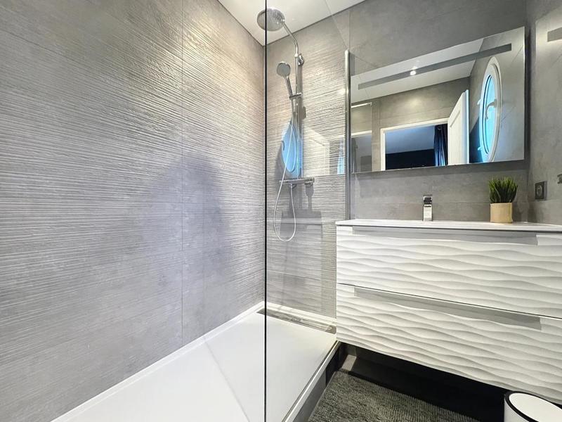 Villa - 212 m² - 8 pièces