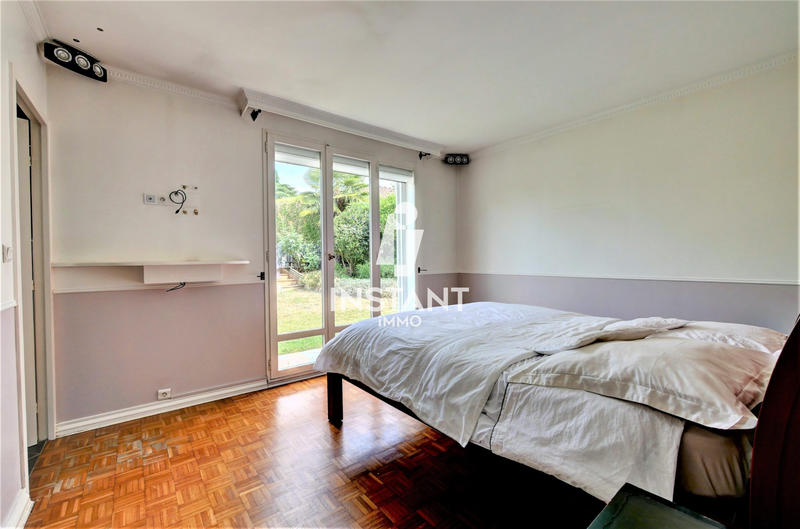 Maison - 170 m² - 8 pièces