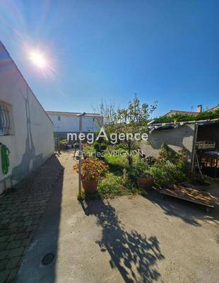 Maison traditionnelle - 150 m² - 5 pièces