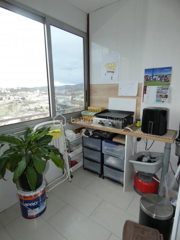 Appartement - 84 m² - 4 pièces