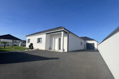 Maison - 147 m² - 6 pièces