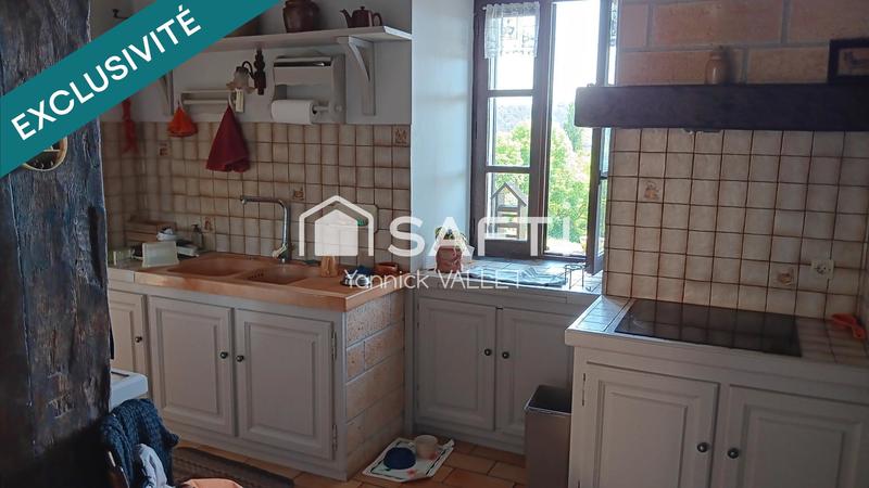 Maison - 150 m² - 8 pièces