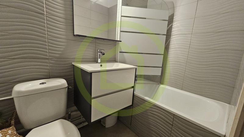 Studio - 25 m² - 1 pièce