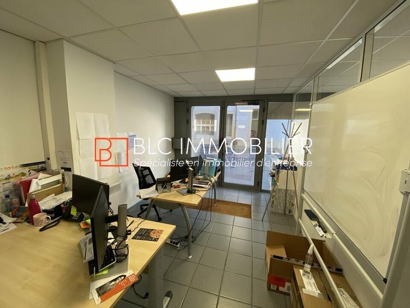 Local commercial - 115 m²