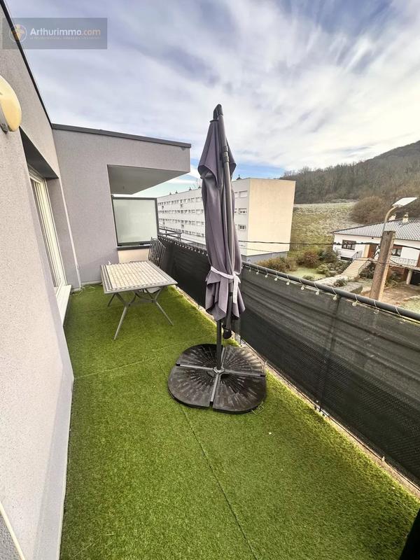 Appartement - 70 m² - 3 pièces