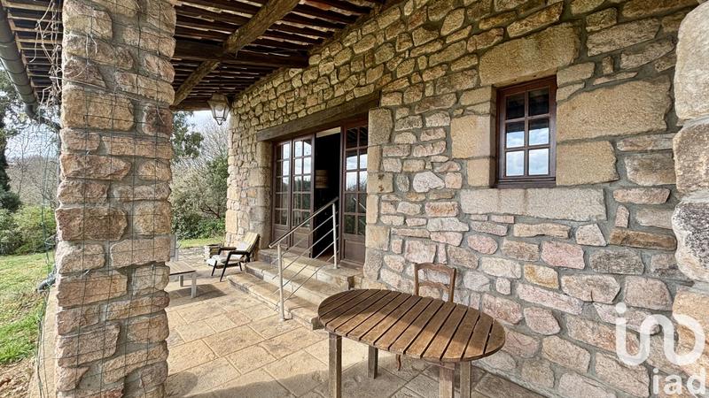 Maison - 193 m² - 7 pièces