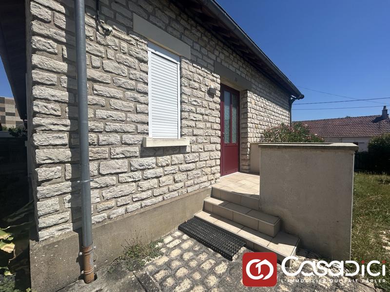 Maison - 92 m² - 5 pièces