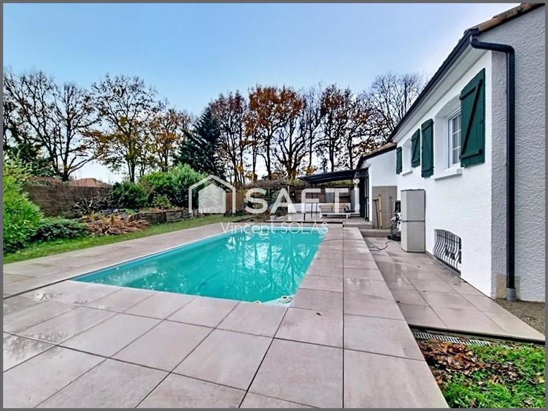 Maison - 200 m² - 7 pièces