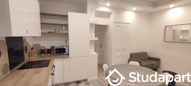 Chambre - 9 m² - 1 pièce