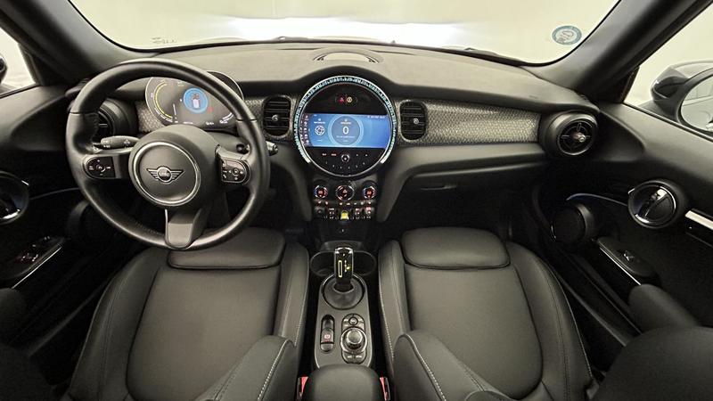 Mini 3 portes Hatch Electric F56 Bev Lci Cooper se 184 ch Essential