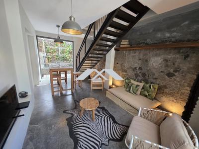 Villa - 90 m² - 4 pièces