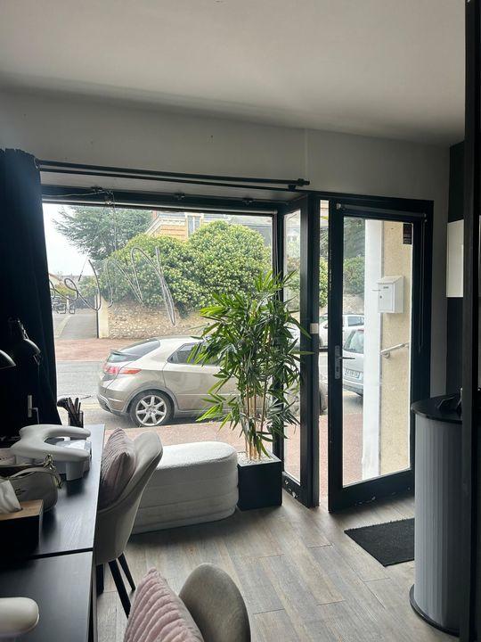 Local commercial - 18 m² - 1 pièce