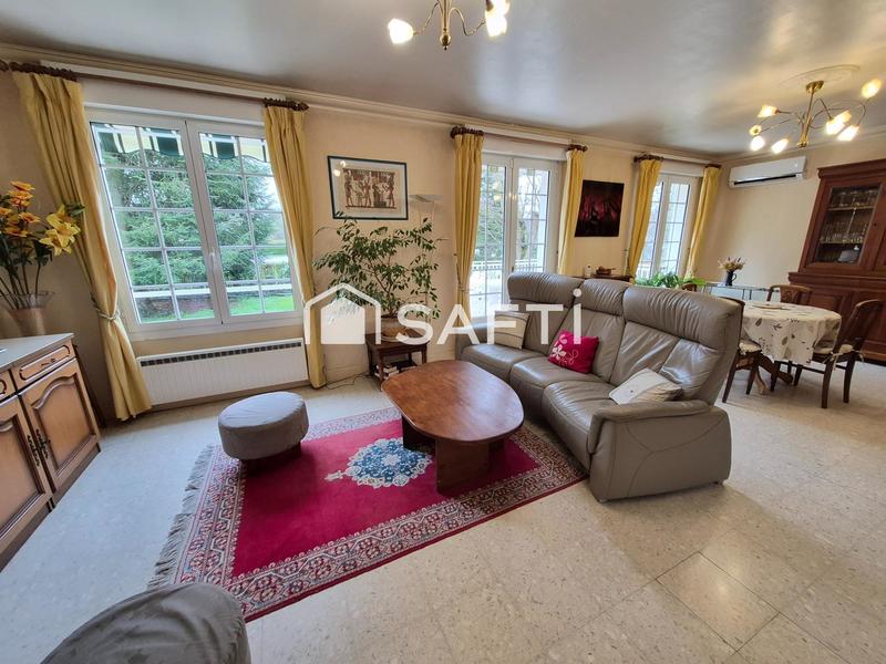 Maison - 192 m² - 11 pièces