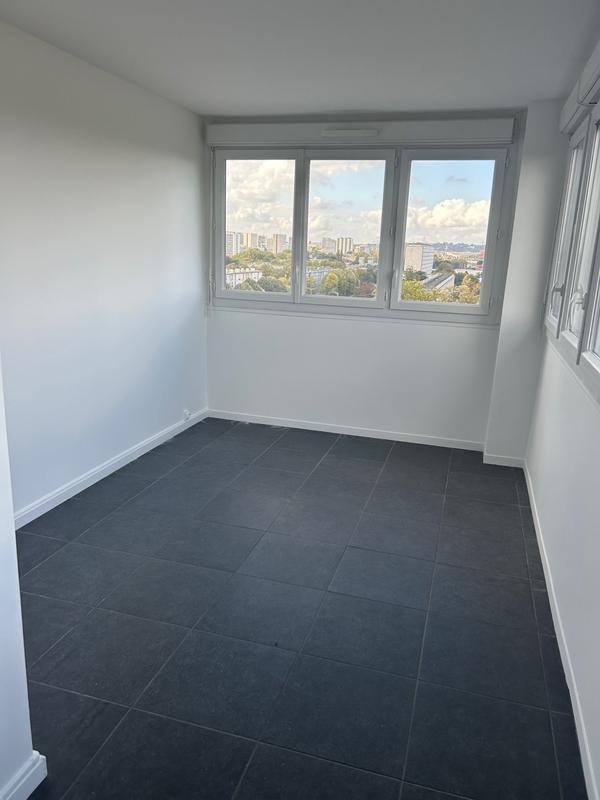 Appartement - 76 m² - 4 pièces