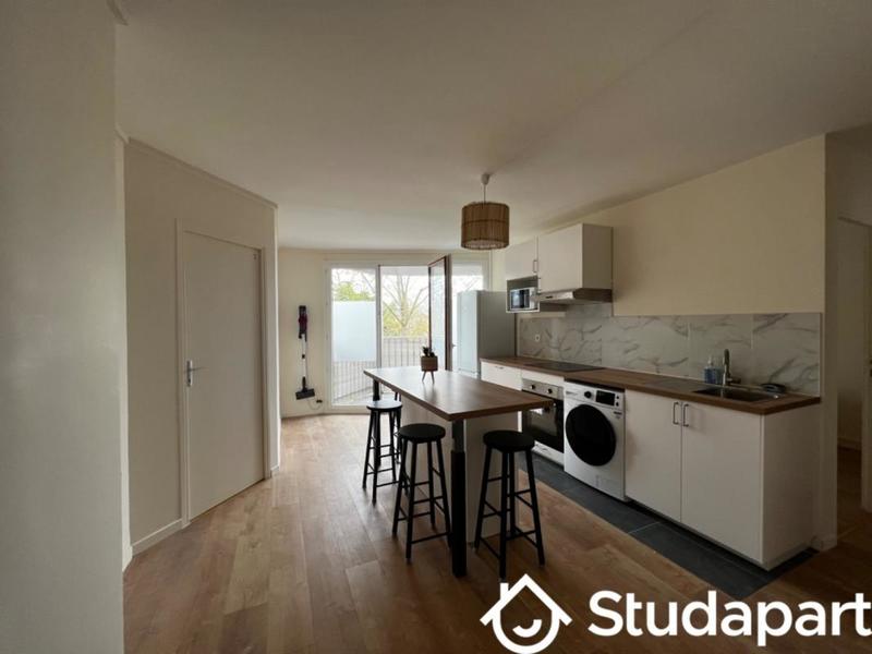 Chambre - 12 m² - 1 pièce