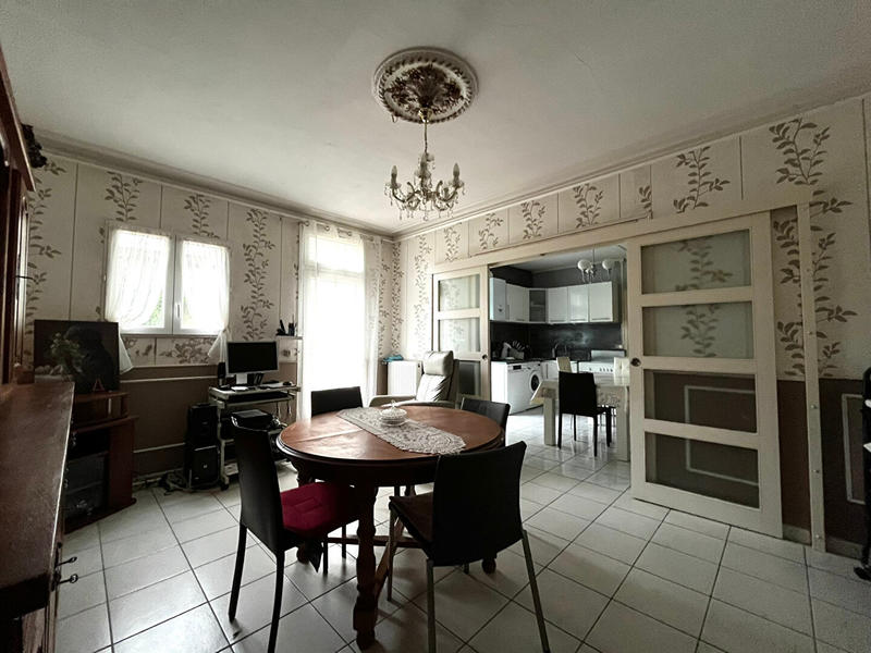 Maison - 105 m² - 5 pièces