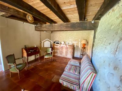 Maison - 180 m² - 7 pièces