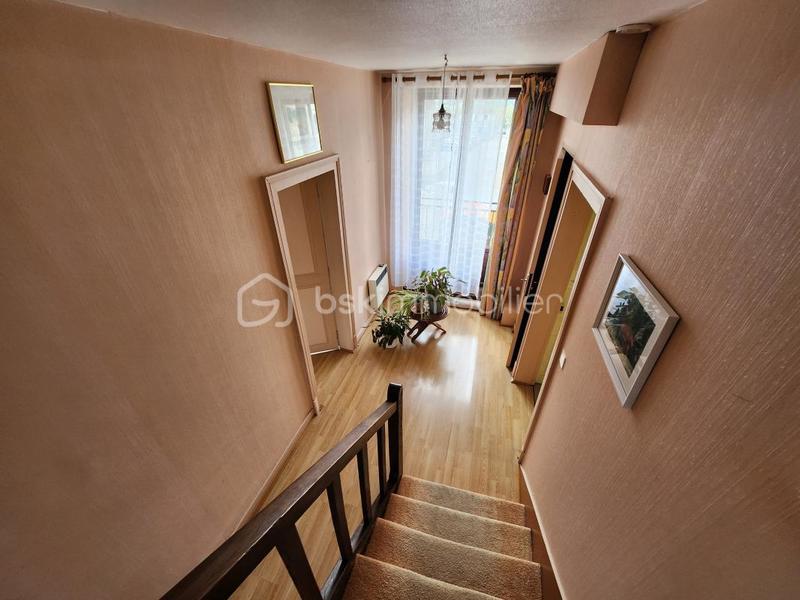 Maison de ville - 260 m² - 9 pièces