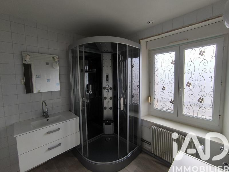 Maison - 98 m² - 4 pièces