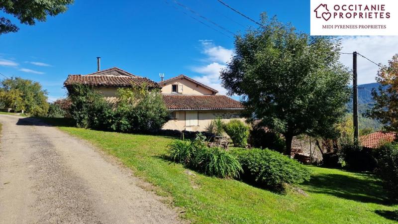 Demeure - 320 m² - 10 pièces