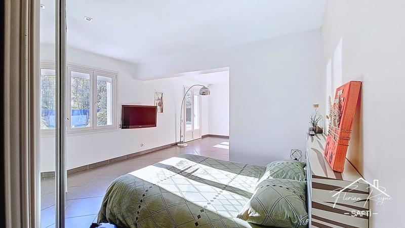 Maison - 122 m² - 4 pièces