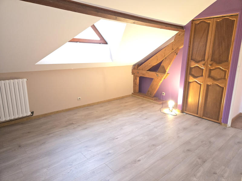 Maison - 178 m² - 6 pièces