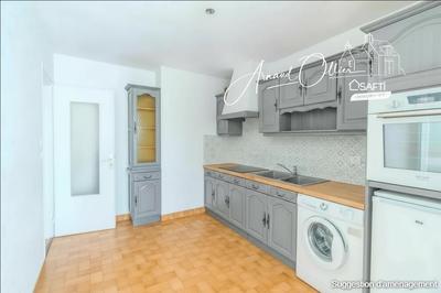 Appartement - 68 m² - 3 pièces