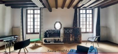 Maison - 222 m² - 8 pièces