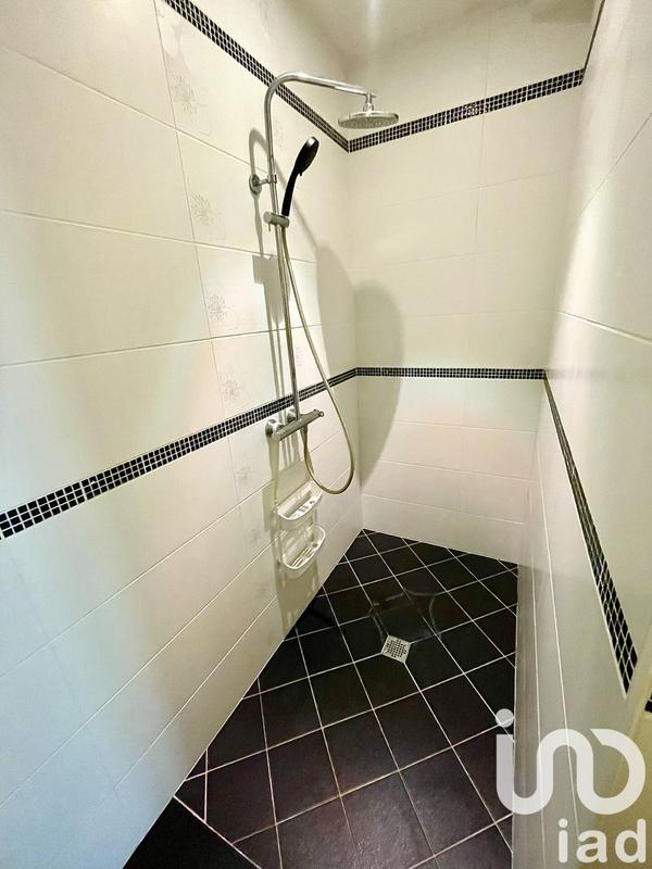 Maison de maîtres - 192 m² - 9 pièces